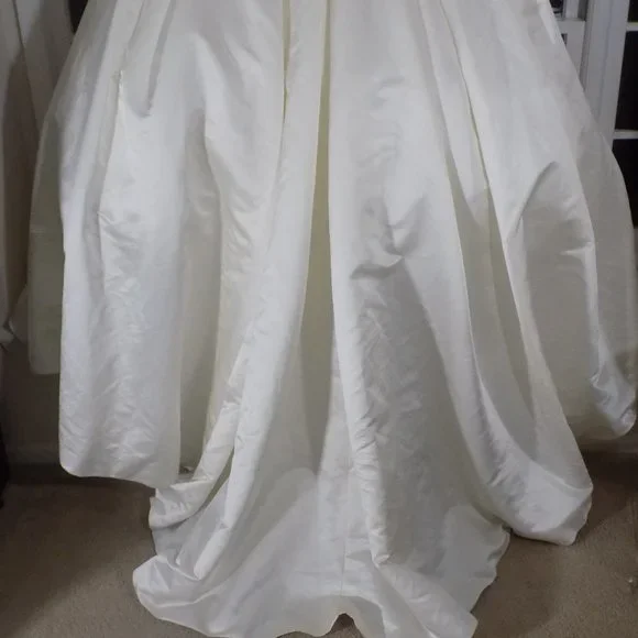 OLEG CASSINI Drop Waist Ball Gown Ivory Wedding Dress Size 12